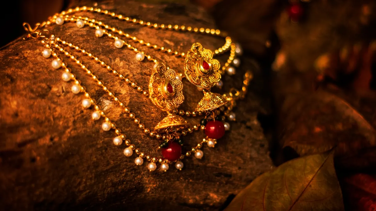 Timeless Elegance – Why Gold Jewellery Will Never Go Out of Style