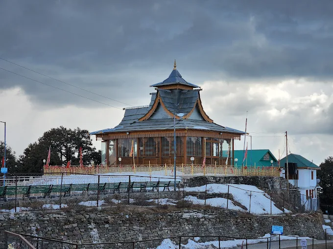 Are Customers Really Influenced by Film Stars in t...