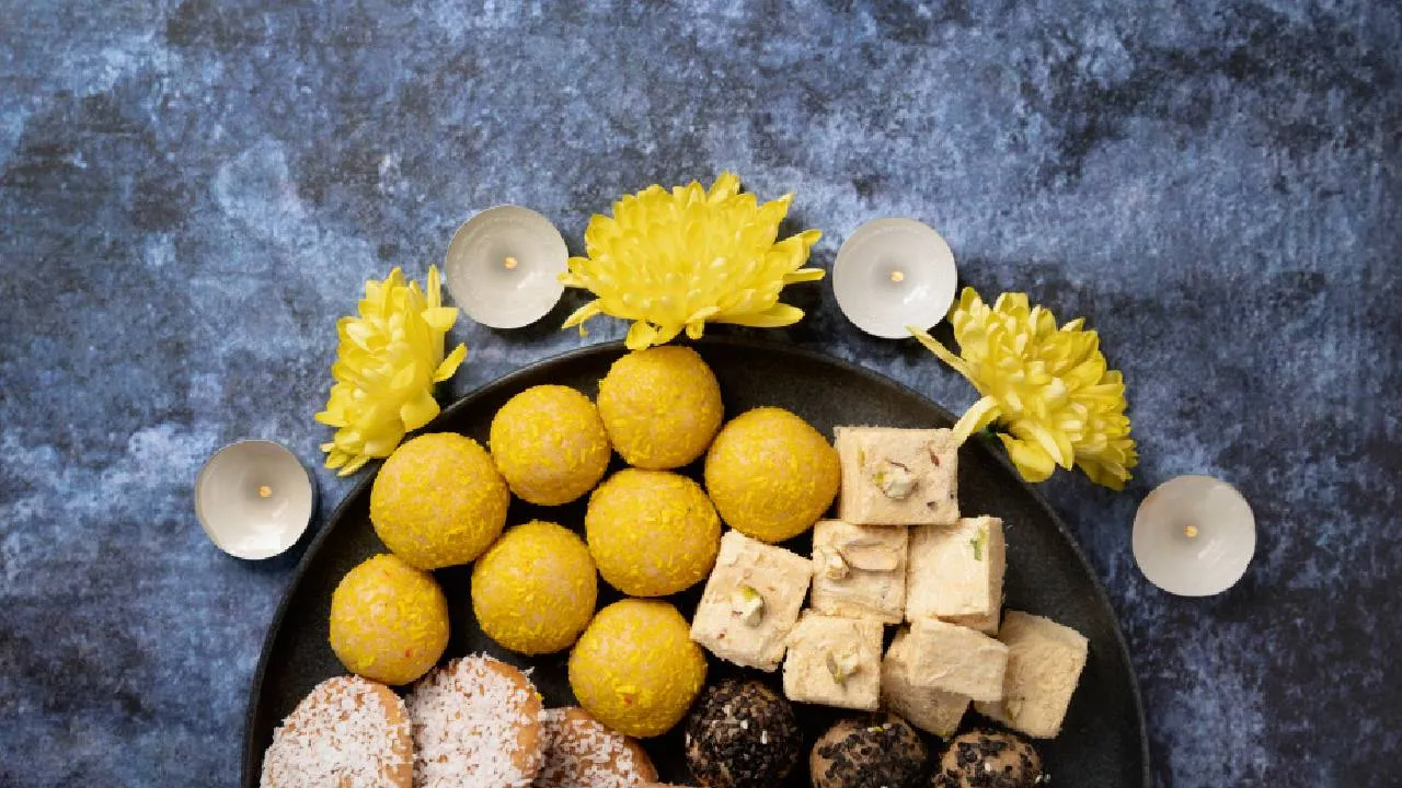 Are Customers Really Influenced by Film Stars in t...